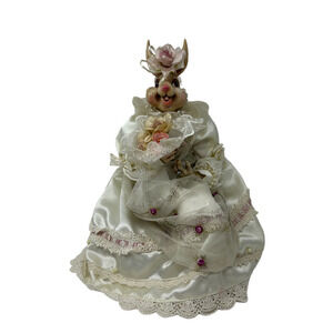 Show Stopper Inc Vintage Victorian Bunny Dress Resin Eyelashes Shelf Sitter Doll